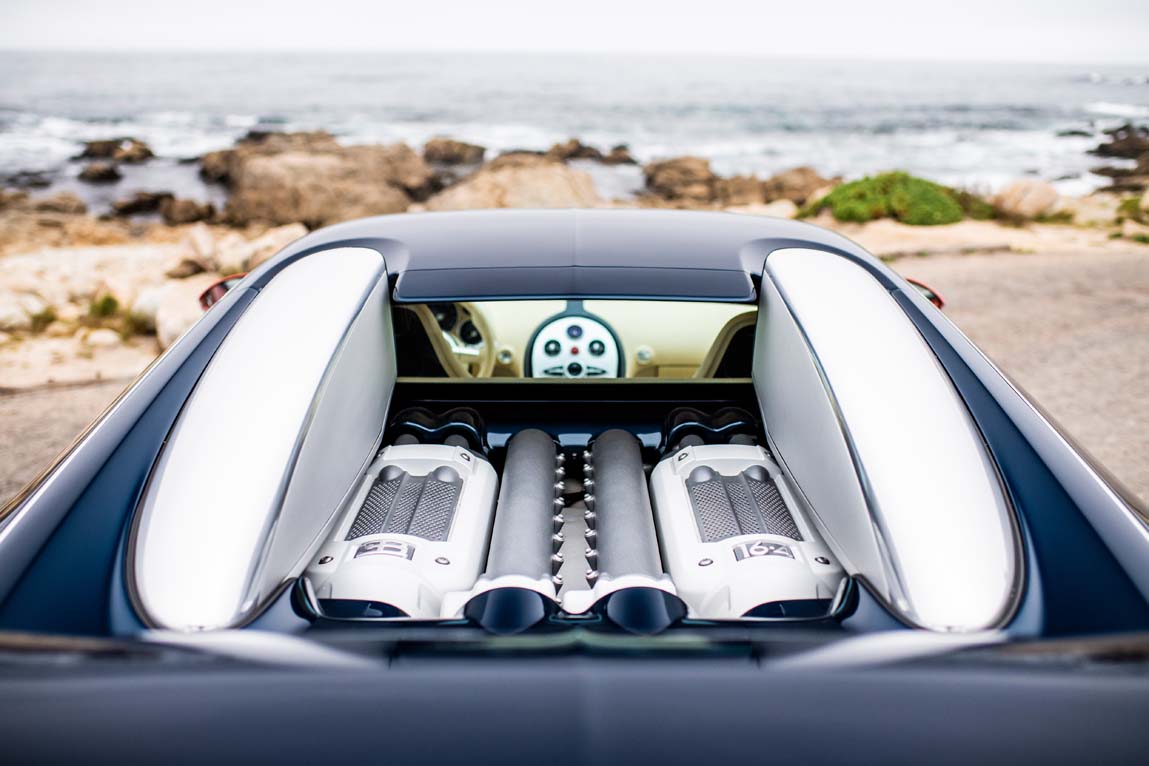 Motor W16 v prenovljenem Bugattiju Veyron 20 Years.
