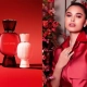 Rdeči flakon parfuma Bvlgari Allegra Baciami Ancora Parfum iz kolekcije Bvlgari Allegra